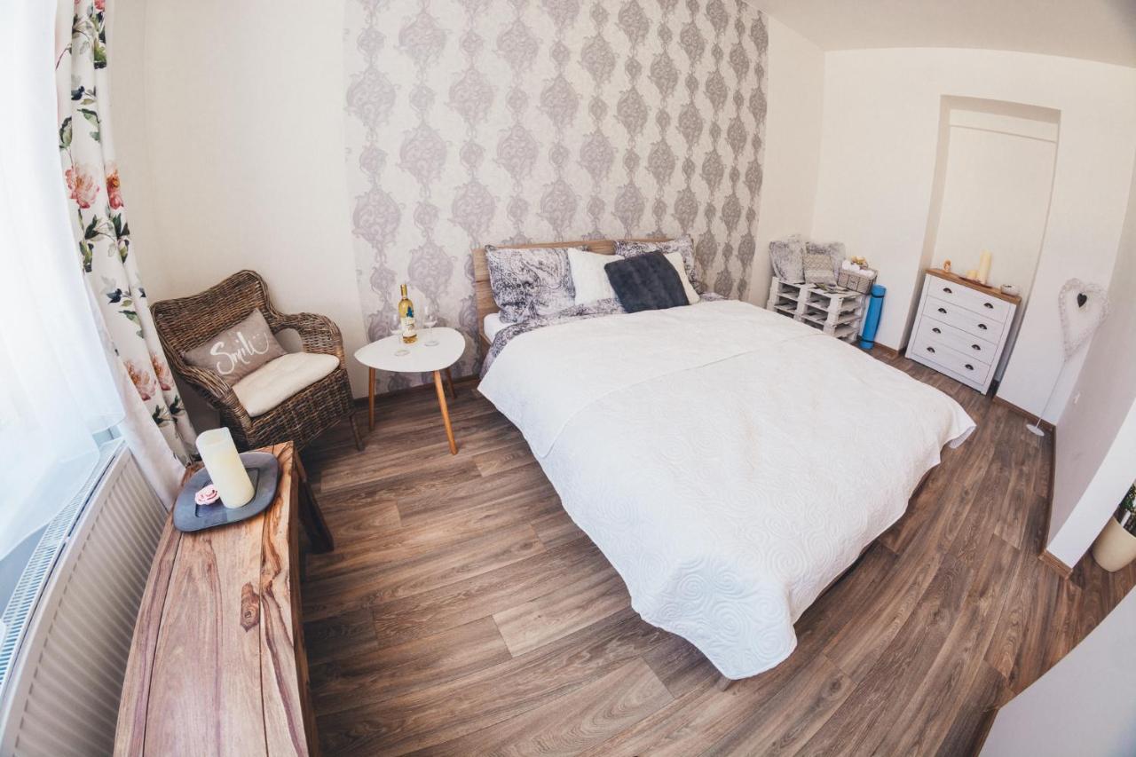 Stylový apartmán v centru Náchoda Exterior foto